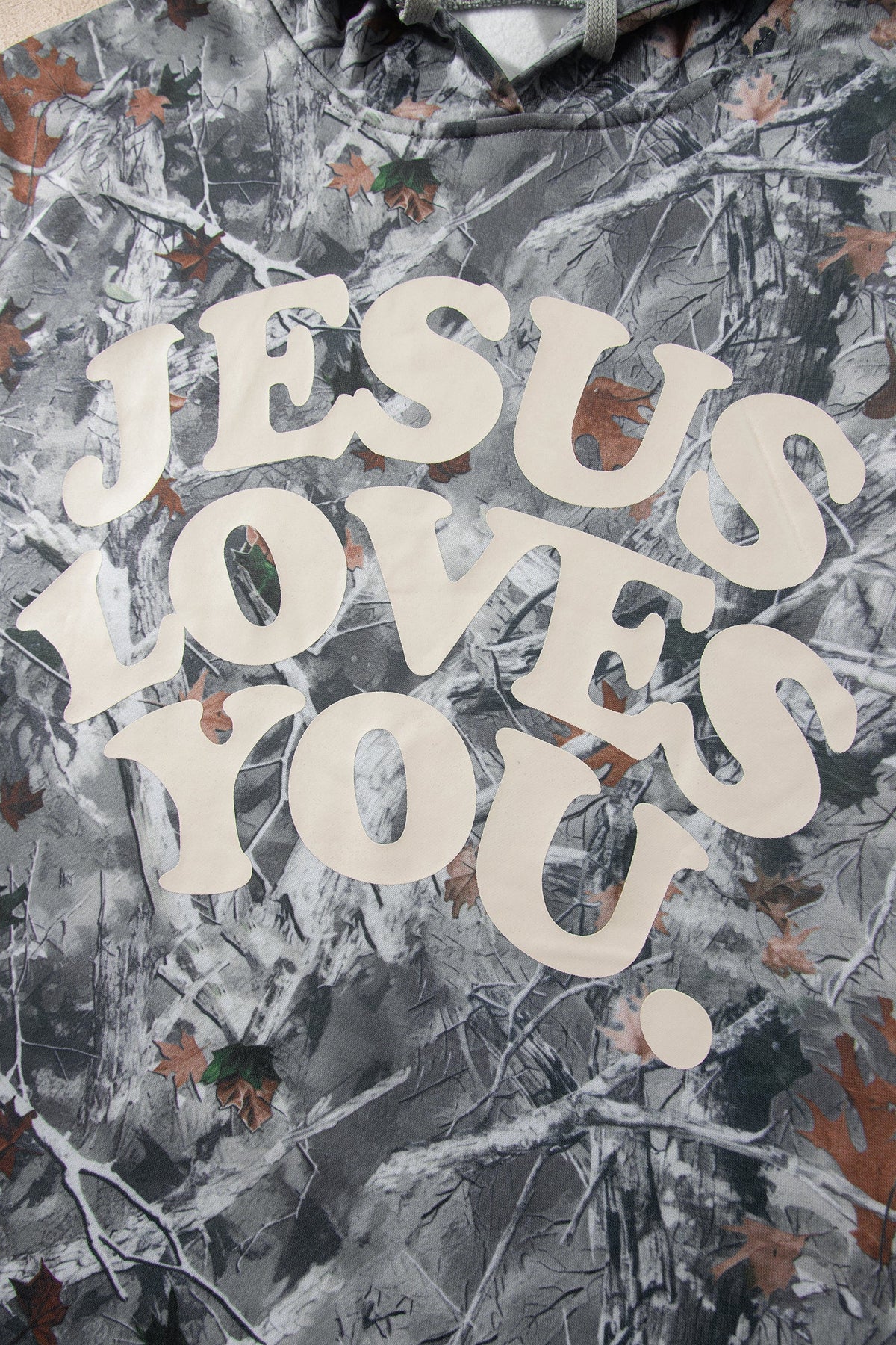 JESUS LOVES YOU Woodland Camo Letter Print Hoodie